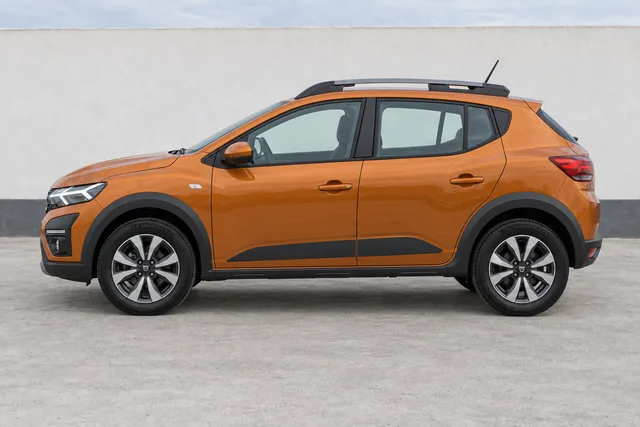 Dacia Sandero Stepway Laranja Atacama, perfil