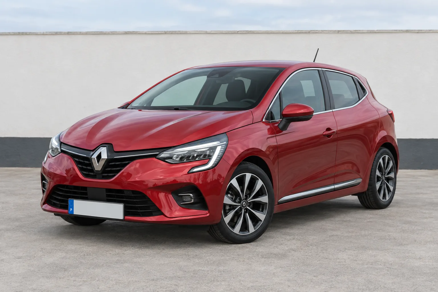 Renault Clio Vermelho Flamme, frente a três quartos