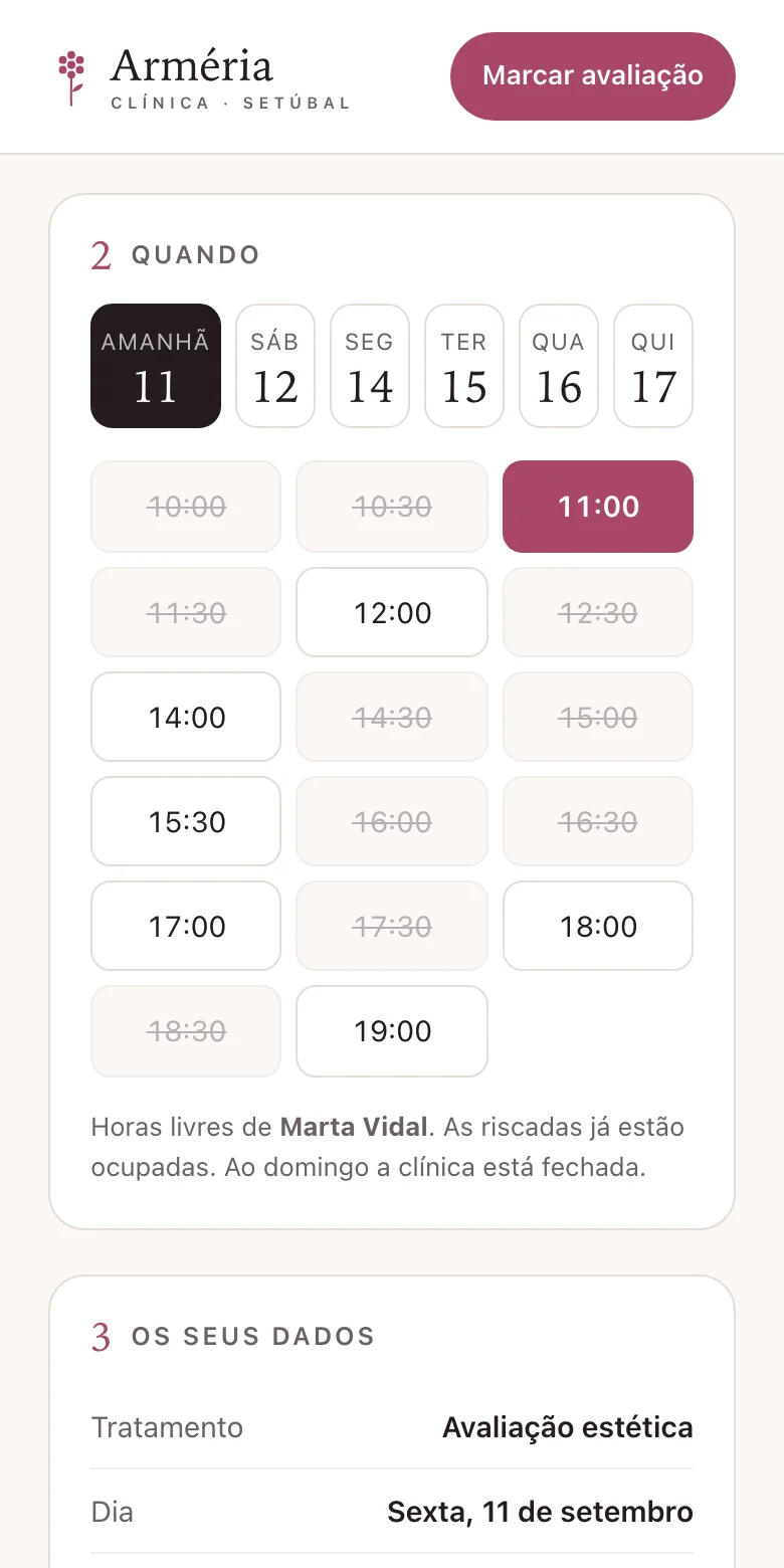 Captura da marcação da clínica de demonstração num ecrã de telemóvel.